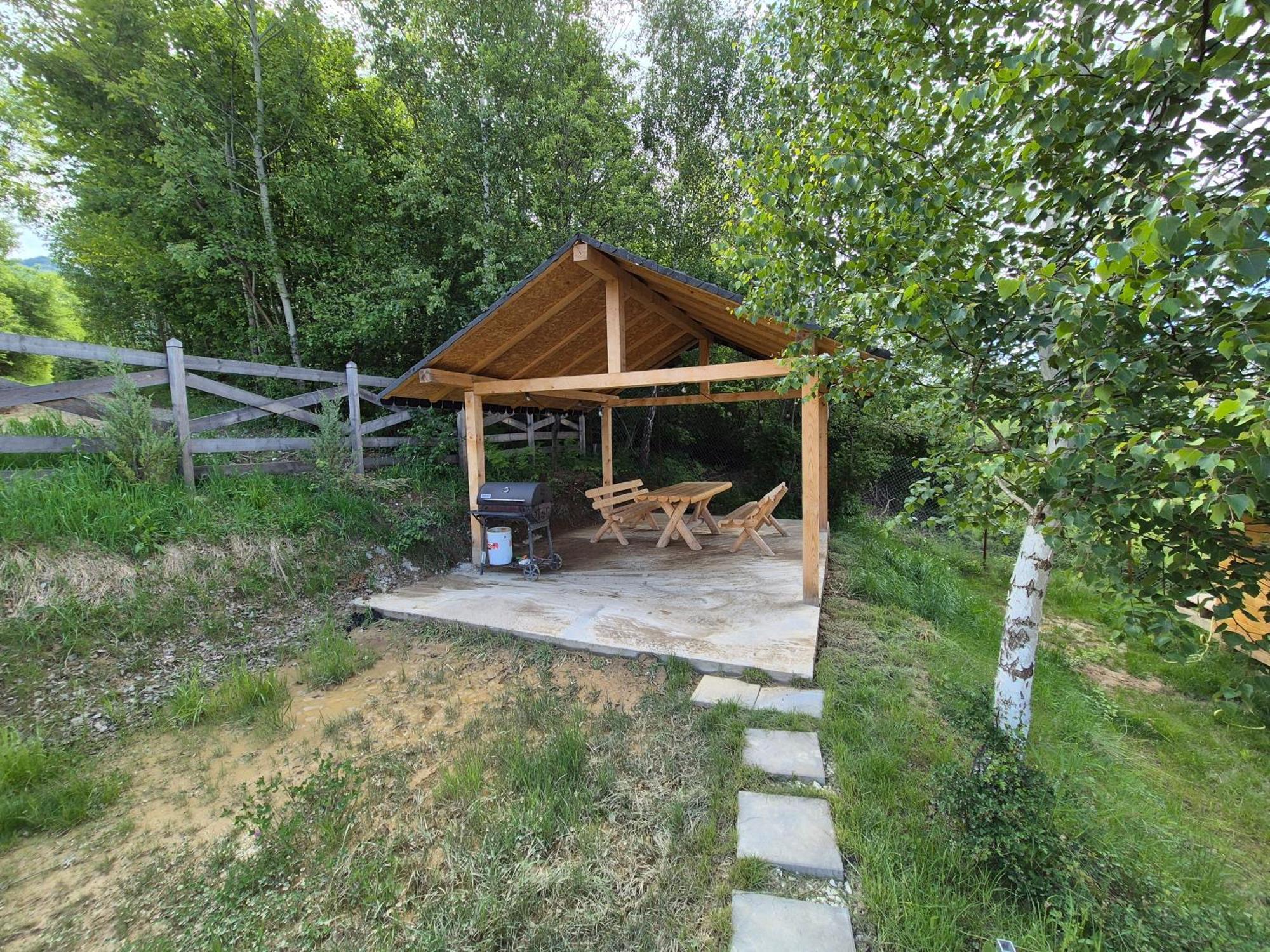 Cabana Timbernest Bran  Extérieur photo