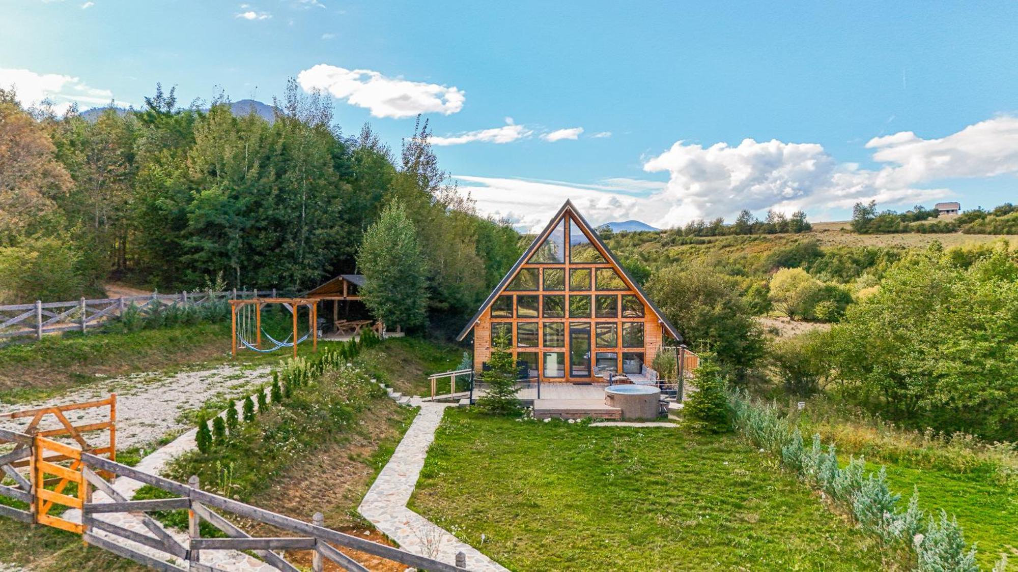 Cabana Timbernest Bran  Extérieur photo